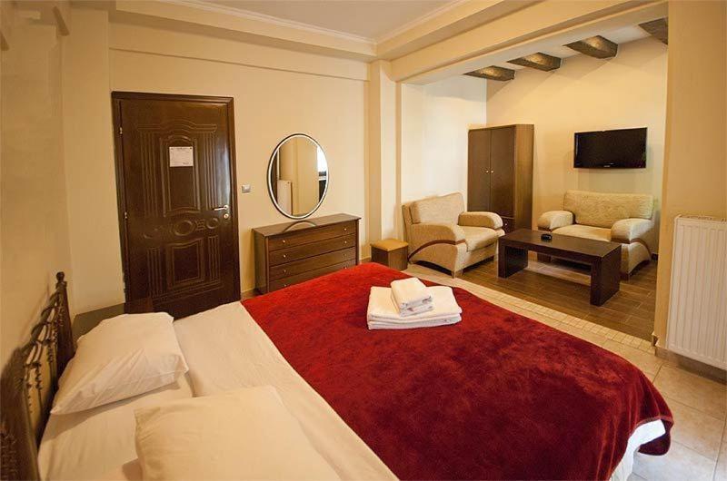 Nostos Hotel Káto Loutrákion Pokój zdjęcie