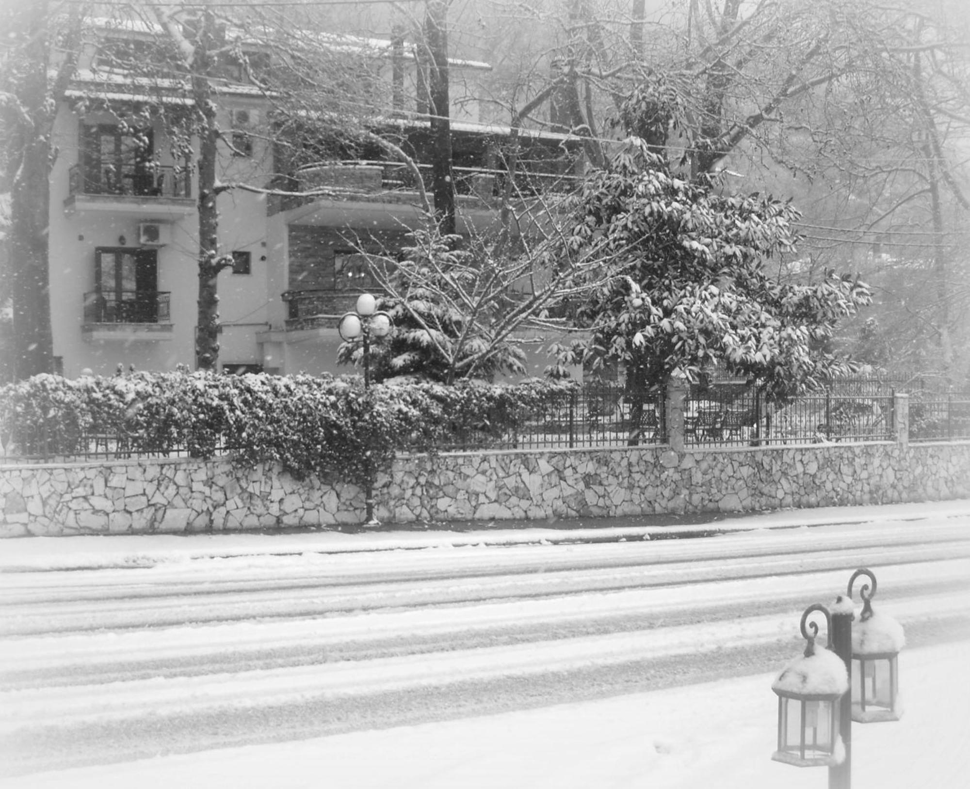 Nostos Hotel Káto Loutrákion Zewnętrze zdjęcie