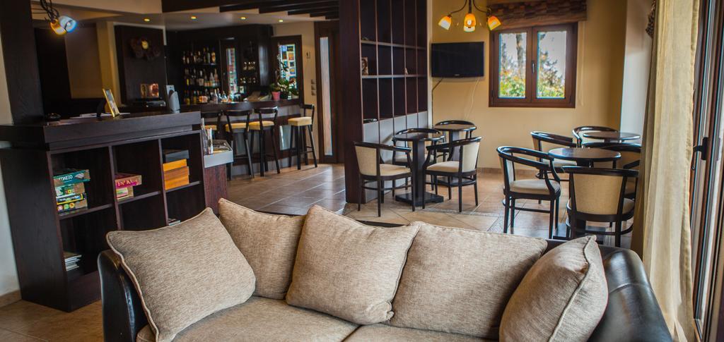 Nostos Hotel Káto Loutrákion Zewnętrze zdjęcie