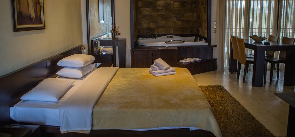 Nostos Hotel Káto Loutrákion Zewnętrze zdjęcie