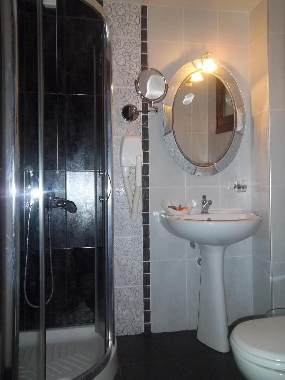 Nostos Hotel Káto Loutrákion Pokój zdjęcie